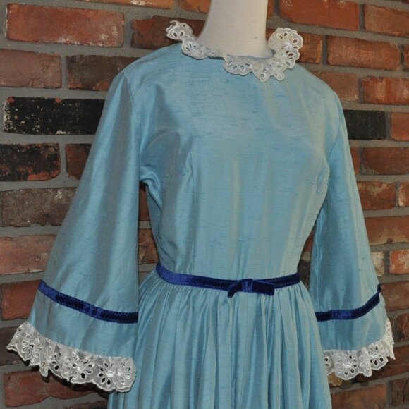 Vintage 60s Blue Raw Silk Handmade Grad Prom Maiden Costume Dress Gown XS W24" - Picture 3 of 10